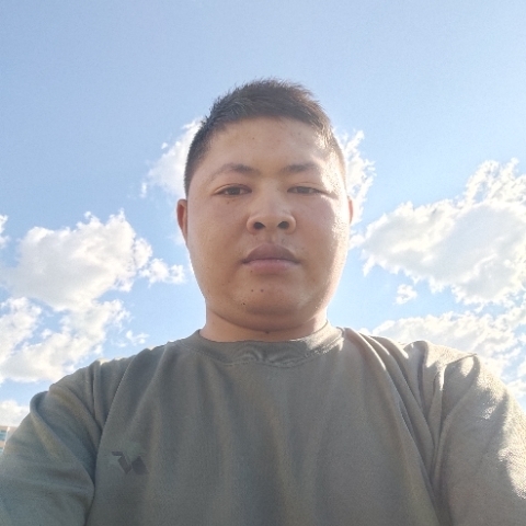 马的第一张照片--靖边上门女婿服务网